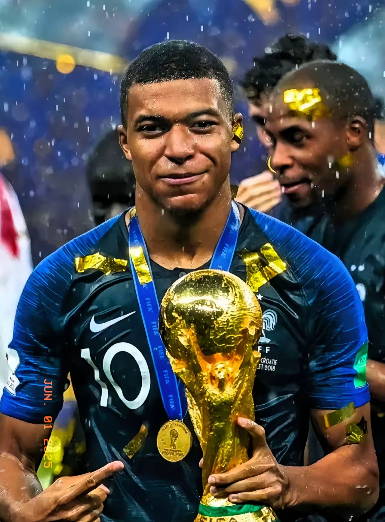 姆巴佩迎来十二赛季高光表现，TL球迷沸腾！的简单介绍虎扑足球