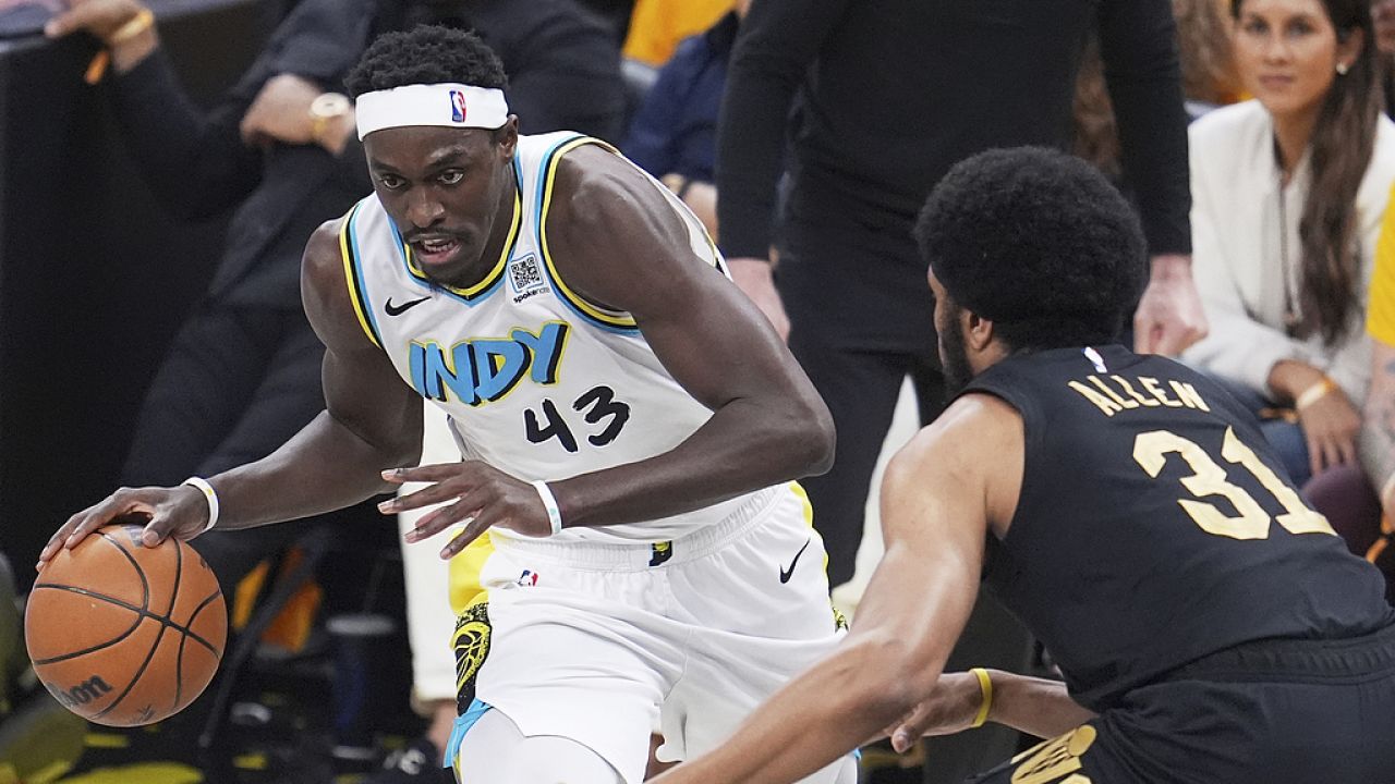 关于西亚卡姆在老鹰比赛中败北，问鼎冠军引发热议！的信息虎扑体育