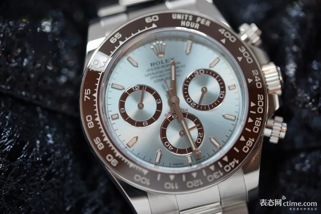 关于赛地聚焦——欧联赛后热度飙升，勒沃库森队长鼓劲，态度坚定，身体对抗强度拉满的信息虎扑虎扑官网