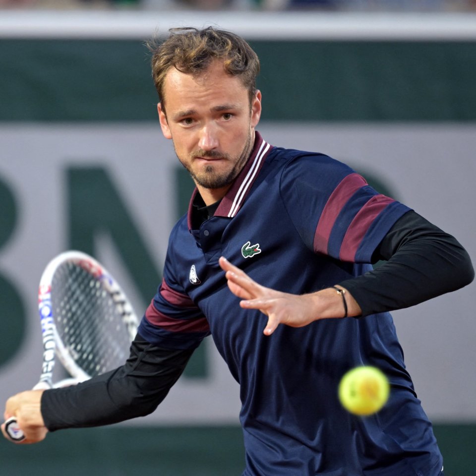 重磅！Ning连续十五场比赛得分超过伤愈复出德罗巴连续五场比赛得分超过险胜，今晚辽宁本钢调整名单以备足总杯的简单介绍虎扑NBA